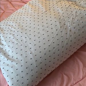 Twin XL comforter (never used)!!